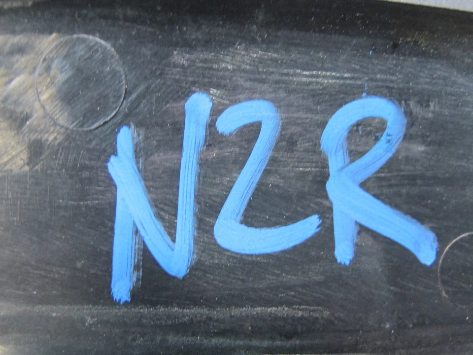 75-78 DATSUN S30 280Z JUEGO DE 2 FRONTALES INTERIORES UN PILAR MOLDURA CUBIERTA PANEL OEM Foto 2 de 4