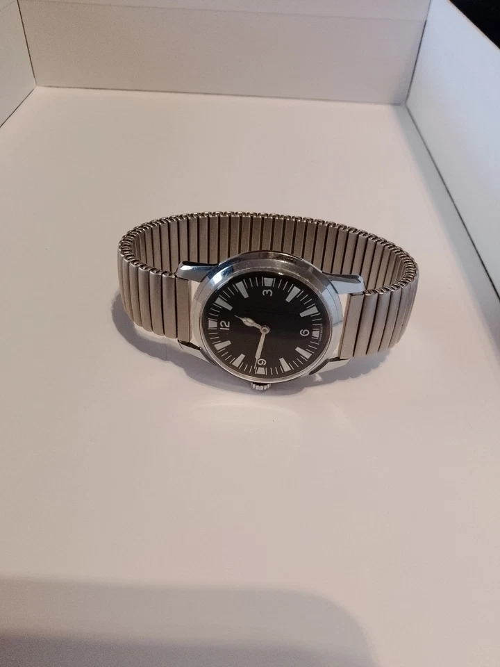 RELOJ MILITAR UT6325 MODIFICADO ESFERA NEGRA En Fixo Flex Correa Satinada Foto 4 de 4