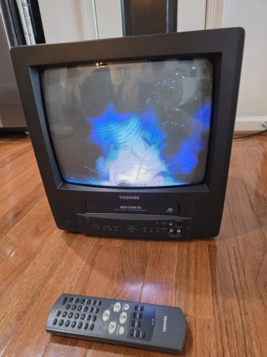 Toshiba MV13L2 13" CRT TV VHS Player Retro Gaming Television - w/ Remote