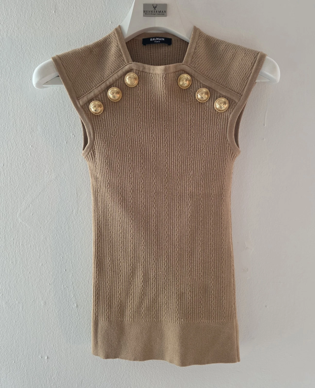 Balmain — BALMAIN Paris Beige Ribbed Knit Sleeveless Top with Gold Logo Buttons FR36/US4