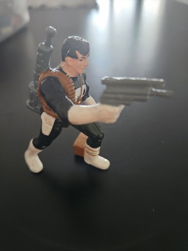 Vintage 1990 Marvel Comics Punisher PVC 3.5" Figure by Applause - Spider-Man - Picture 3 of 7