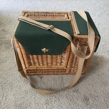 New PICNIC TIME 21 Pc Luxury Picnic Basket Fo...