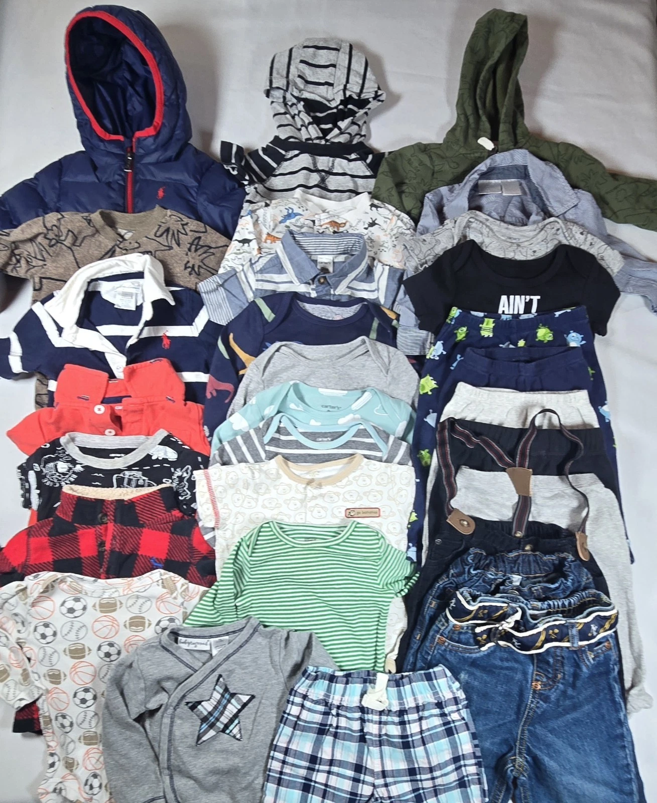 30 Lot Bundle Baby Boy Clothes Bodysuits Sleepers Pants: 9M 9 Months
Opens in a new window or tab