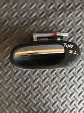 Porte arrière et accessoires Nissan ALMERA