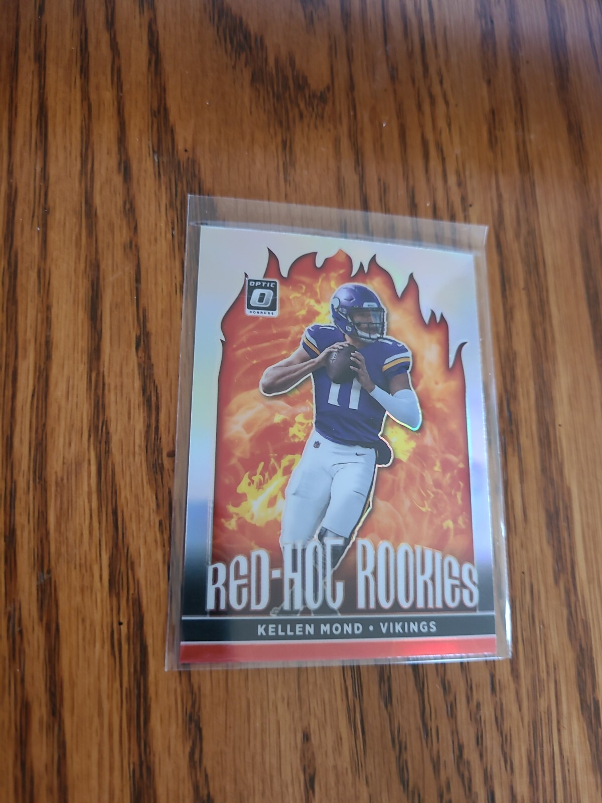 Kellen Mond Silver Prizm 2021 Donruss Optic Red Hot Rookies RHR-9 Vikings Aggies