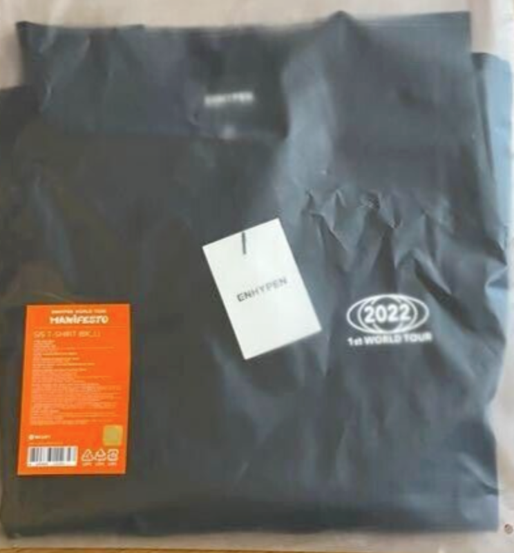 ENHYPENMANiFESTOS/S-SHIRT（BK_L） ENHYPEN 1st WORLD TOUR 2022 MANIFESTO S/S T-SHIRT Black M