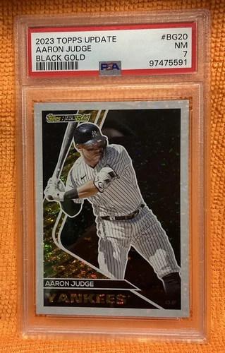 Aaron Judge 2023 Topps Update Black Gold #BG-20 New York Yankees MVP PSA 7
