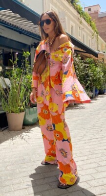 ZARA PRINTED SHIRT WITH HAT KIMONO SLEEVES AND MATCHING FLARED PANTS SET SIZE XS