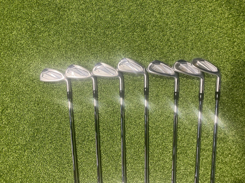 Mizuno JPX925 Hot Metal Irons 4-PW with NS Pro 950GH NEO Reg Flex steel shafts - Picture 2 of 6
