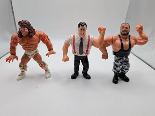 Lot Of 3 WWF Hasbro Wrestling Figures Ultimate Warrior IRS Butch WWE Mattel 