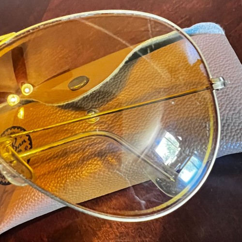 Vtg Bausch & Lomb Ray-Ban Aviator Sunglasses Ambermatic Lenses 62/14 read - Picture 8 of 17