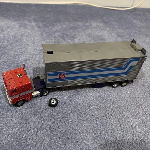 Optimus Prime Vintage 1985 G1 Transformers Hasbro Action Figure INCOMPLETE READ