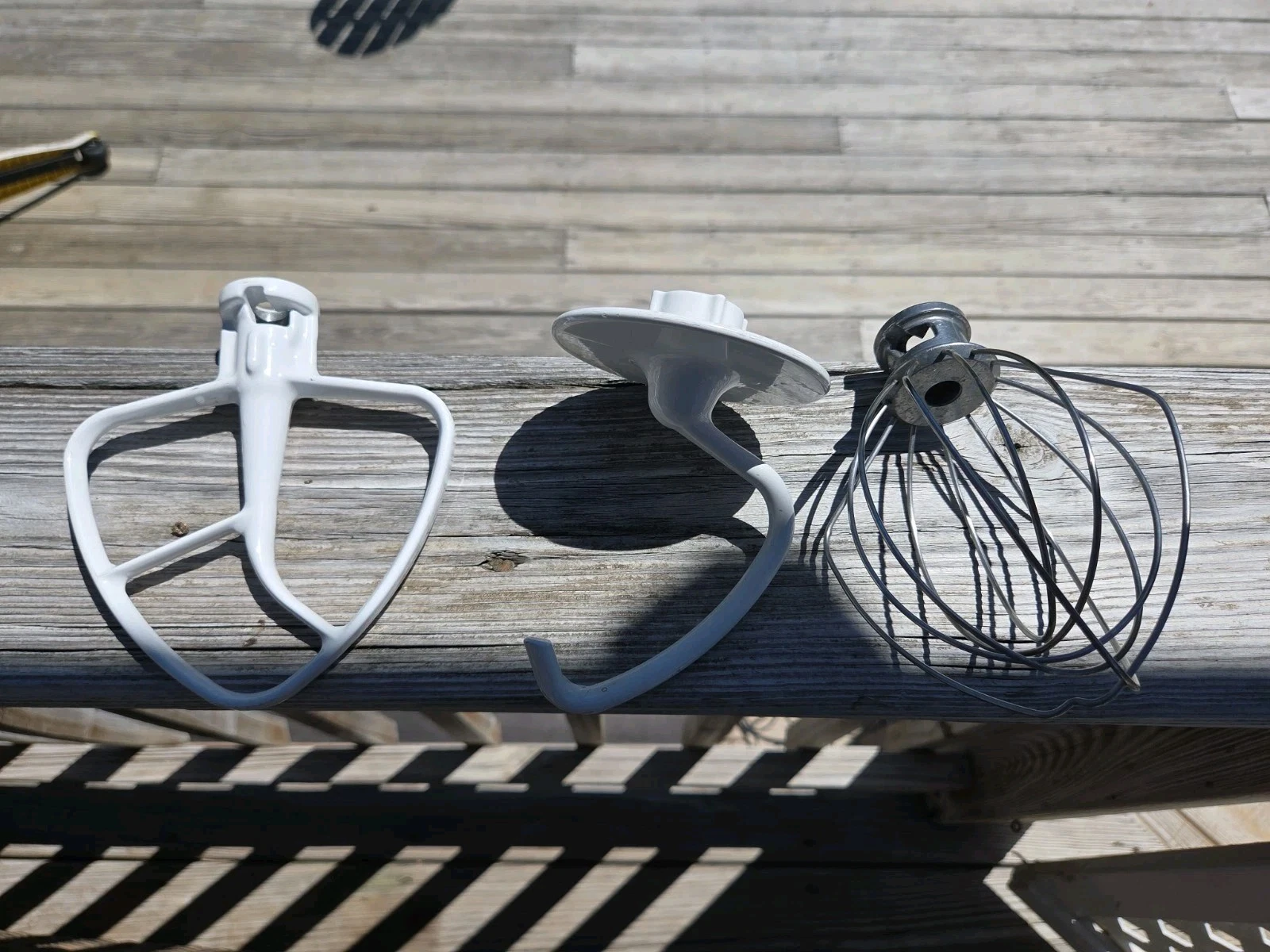 KitchenAid Stand Mixer Attachment Set - K45 Flat Beater, Dough Hook & Wisk
Opens in a new window or