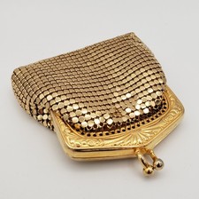 Vintage Art Deco Gold Tone Lined Mesh Coin Purse Kiss Clasp Hong Kong