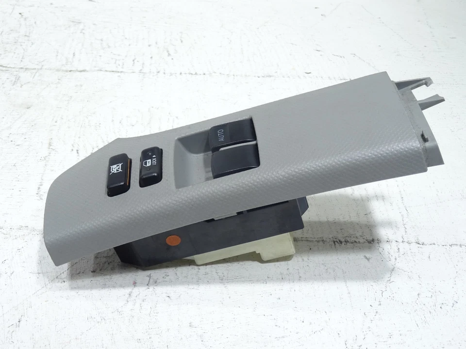 TOYOTA YARIS MK2 2006 DRIVER INTERRUPTOR DE JANELA FRONTAL 74231-52300 - Imagem 3 de 4