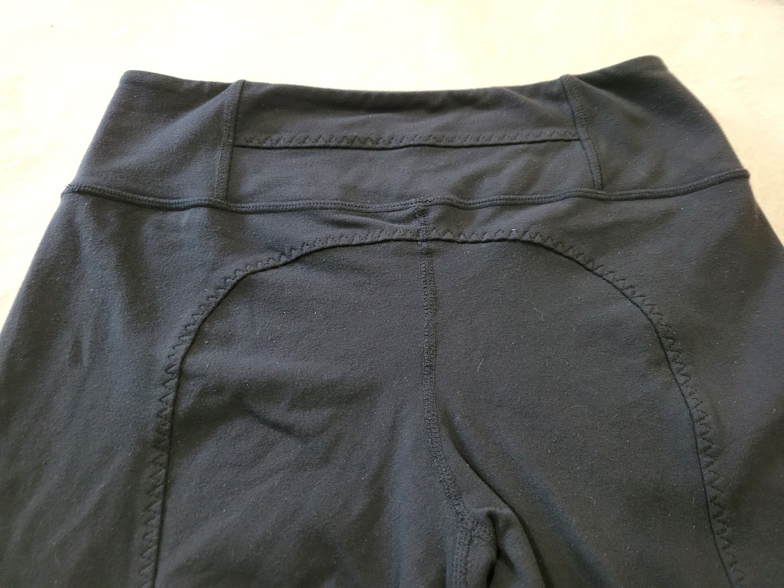 Lululemon Solid Black Full Length Leggings Zipper… - image 3