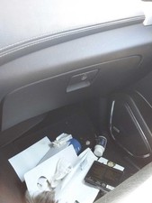 YUKON     2016 Glove Box 3218851