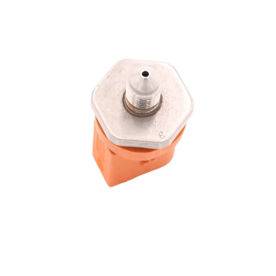 Fuel Pressure Sensor For Audi A4  A5 Quattro A6 A8 Quattro Volkswagen CC Tiguan - Image 2 of 4
