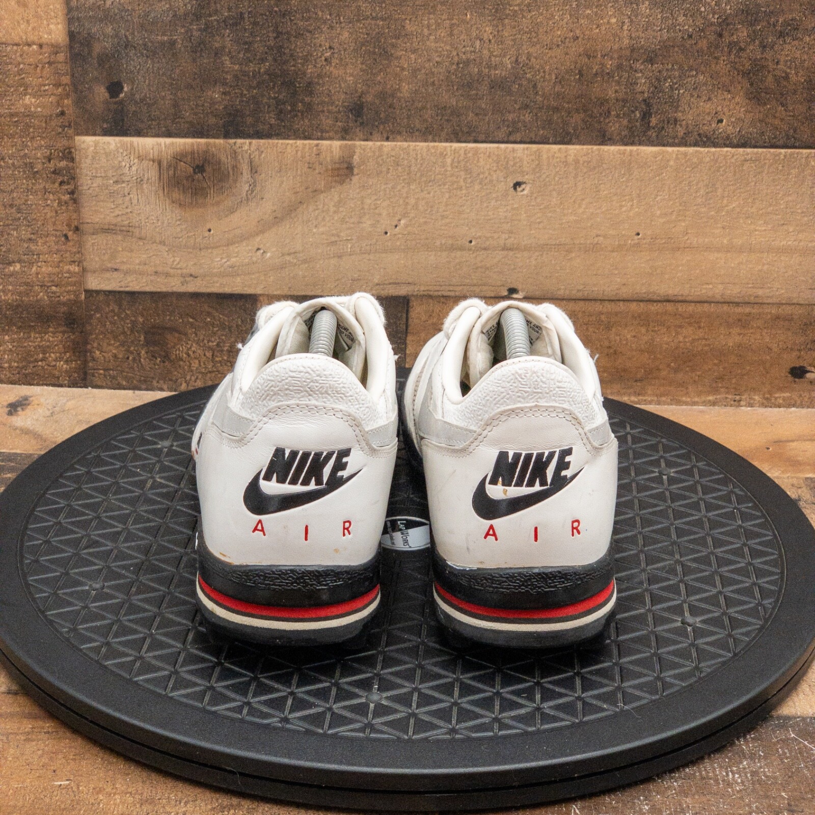 VINTAGE NIKE LANDSHARK MENS FOOTBALL CLEATS ATHLETIC SHOES 1990 RETRO SIZE 9.5 eBay