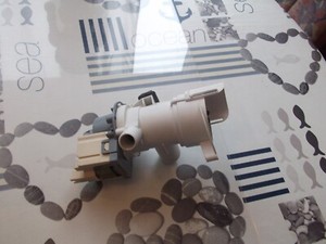 Ersatzteil Laugenpumpe für Waschmaschine Gorenje Model W8554TX/1