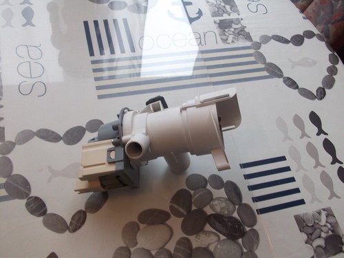 Ersatzteil Laugenpumpe für Waschmaschine Gorenje Model W8554TX/1