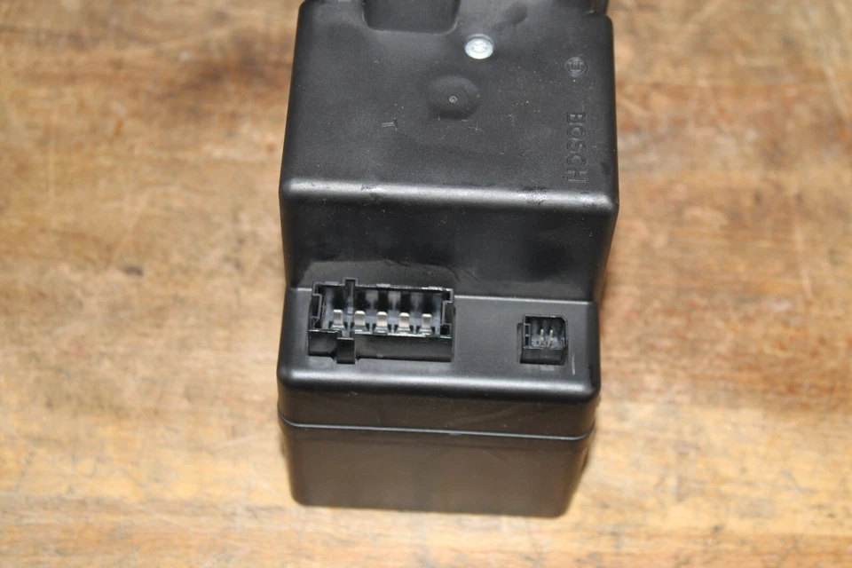 2001 01 Mercedes-Benz S500 Central Locking Door Vacuum Pump 220 800 05 48 OEM - Image 4 of 4