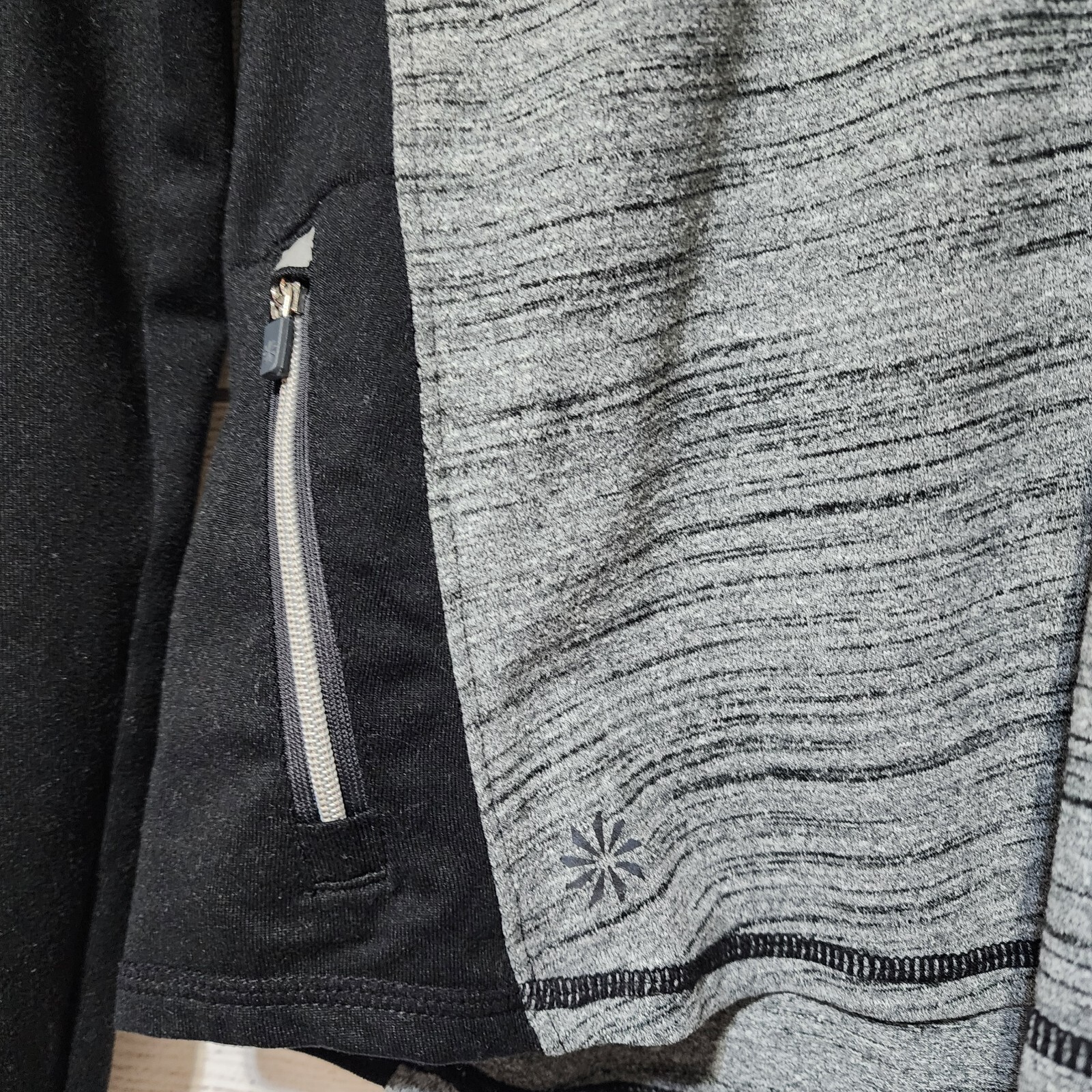 Athleta Half Zip Lightweight  Pullover Running Ja… - image 5