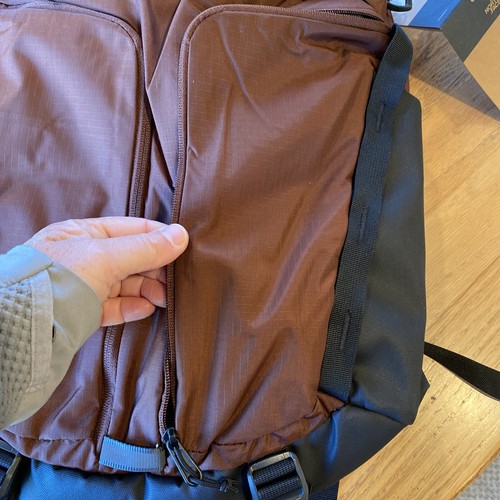 The North Face Womens Surge Backpack. Dark Oak Brown.NWT $129 - Picture 19 of 21