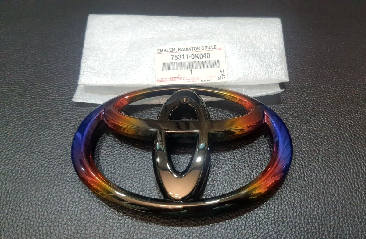 TITANIUM BLACK LOGO 17CM TOYOTA EMBLEM BADGE FOR GRILLE TOYOTA