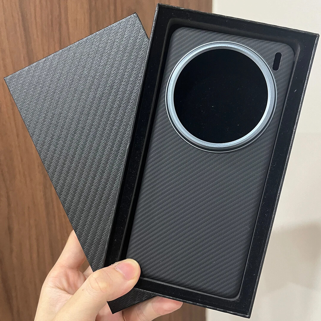 ほぼ新品 Vivo X200 Pro 512GB ケース２つ付き ほぼ新品 Vivo X200 Pro 512GB ケース2つ付き ほぼ新品 Vivo X200 Pro