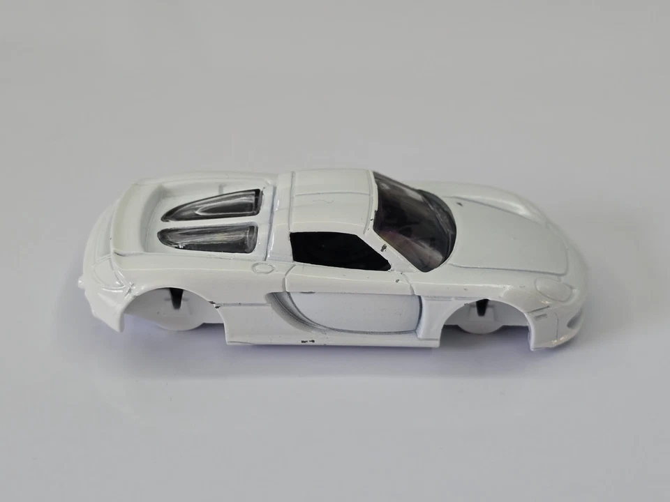 2025 Hot Wheels Premium Porsche Carrera GT Prototype - Ready To Ship Worldwide - Image 2 of 4