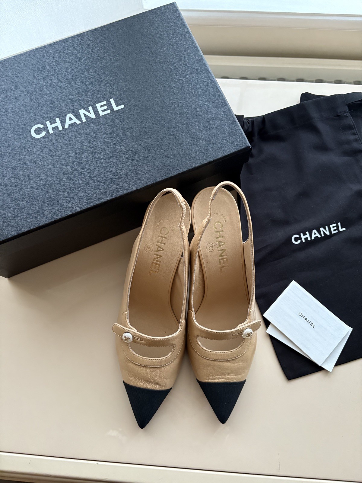 Chanel Slingbacks Size 36.5 Beige/Black