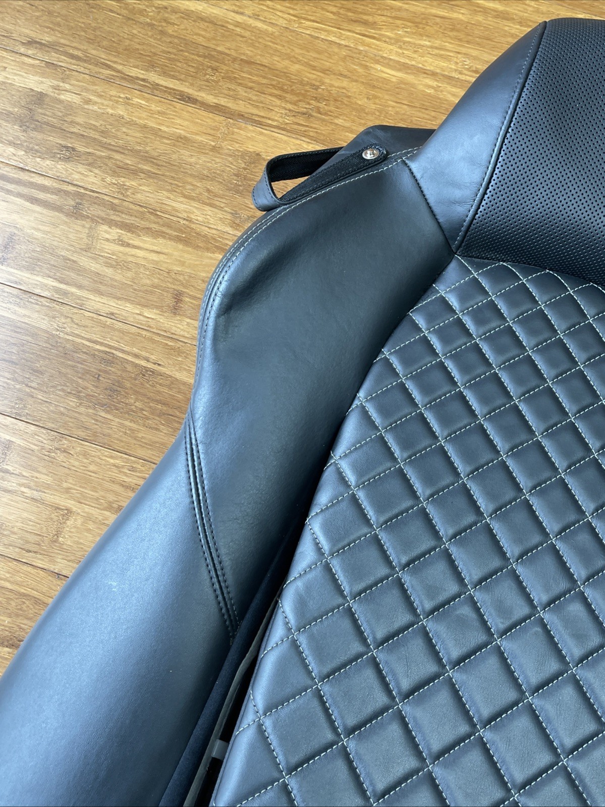 2017-2022 Audi R8 Front Right Side Upper Seat Cushion Black OEM