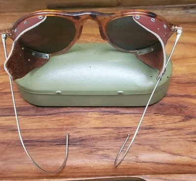 Súper Raro De Colección Willson Tortuga/Alambre Cuero Escudo Lateral Google Steam Punk+caja - Imagen 1 de 4