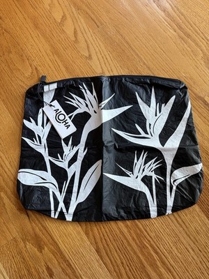 Aloha Collection Max Pouch Bird in Paradise Black Floral Splash-Proof Travel Bag