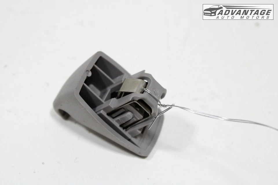 BMW 320I XDRIVE 2013-2018 parasol delantero izquierdo soporte gancho OEM Foto 3 de 4