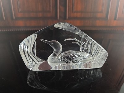 Mats Jonasson Sweden Crystal Art Glass Paperweight Etched Loon Figurine Signed