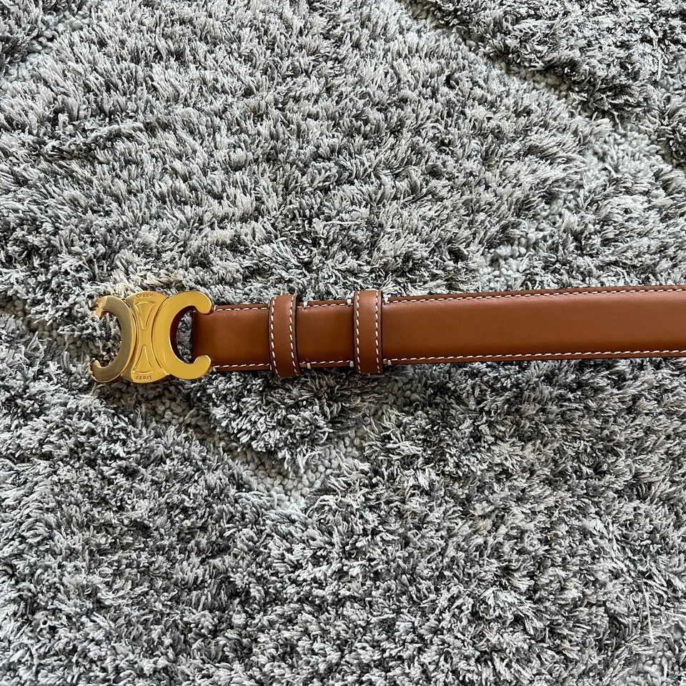 Cinturón Celine Triunfo Mediano Talla 80 Marrón Foto 2 de 4