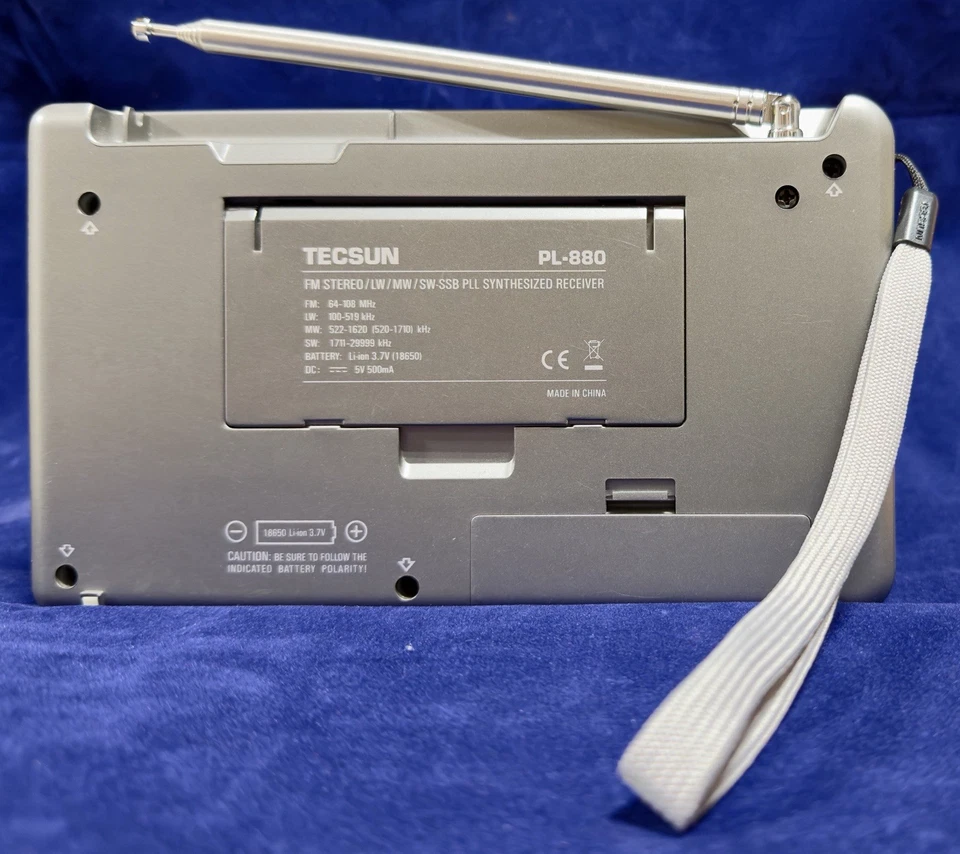 Tecsun PL880 Tragbarer Digital PLL Dual Conversion Weltempfänger Band Kurzwellenempfänger - Bild 4 von 4