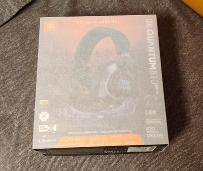JBL Quantum 810 Gaming Headset, Over-Ear, Wireless, Noice-Canceling