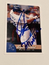 SIGNED BASEBALL CARD AUTO FLEER 2007 MIKE SWEENEY KANSAS CITY ROYALS #383