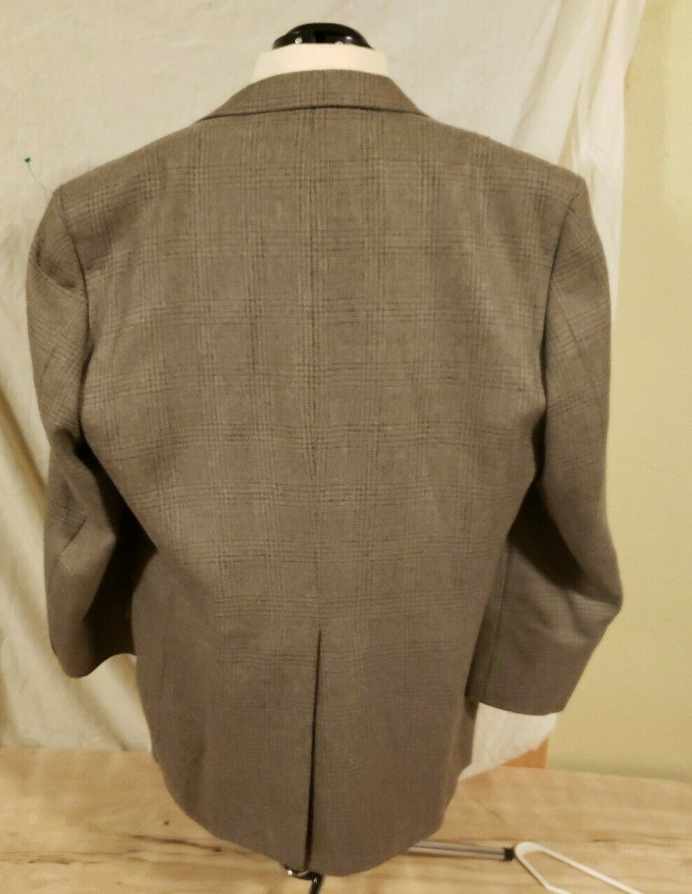 Picture 4 of 6