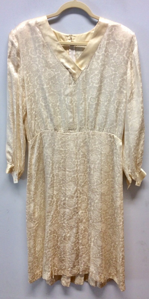 1980s Cream Pure Silk Dress By Vogue UK 12-14 UK