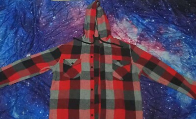 Revess flannels Hooded  shirt men s size Small red/black