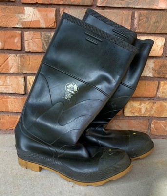 bata waterproof boots