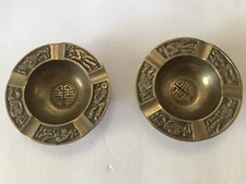 Korean Approx 3”in Diameter Vintage Ashtrays 5 Slot, Dancing Men (set Of 2)