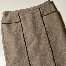 BCBG Maxazria Wool Blend Pencil Skirt Size L Brown Tweed Knee Length w/Pockets