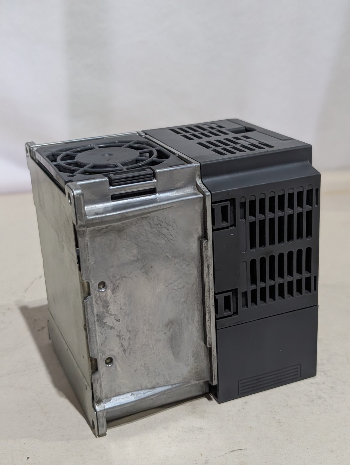 Mitsubishi FR-D740-1.5K VFD Inverter 480V 1.5kW 2HP | TESTED | Fast US Shipping