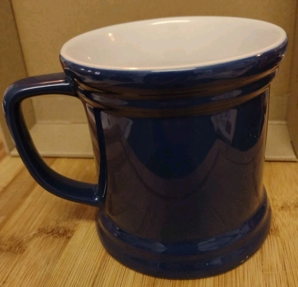 Taza con logotipo 3D esculpida de cerámica azul y blanca Duke Blue Devils Foto 3 de 4