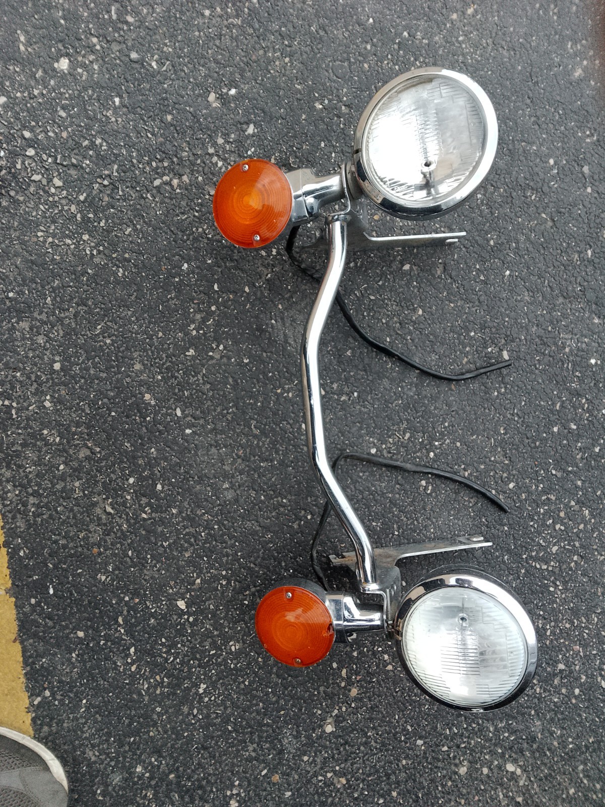Harley Electra Glide Ultra Front Turn Signal Fog Light Bar Assembly CHROME OEM